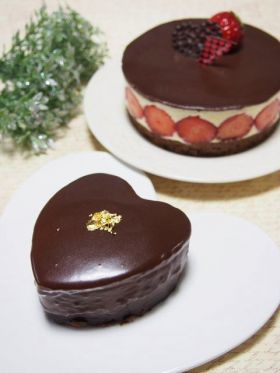 【バレンタイン】もちもち苺チョコケーキ
