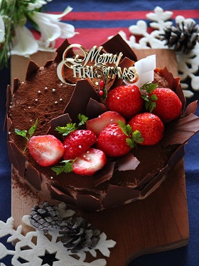 クリスマスチョコレートケーキ Chococohs お菓子 パンのレシピや作り方 Cotta コッタ