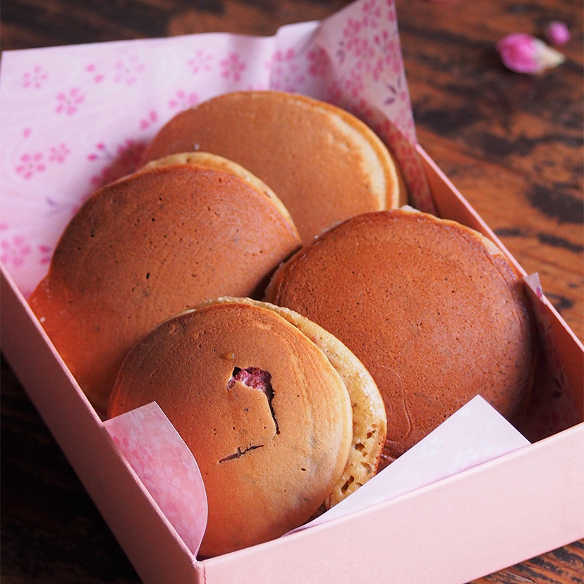 桜どら焼きの作り方 | お菓子・パン材料・ラッピングの通販【cotta