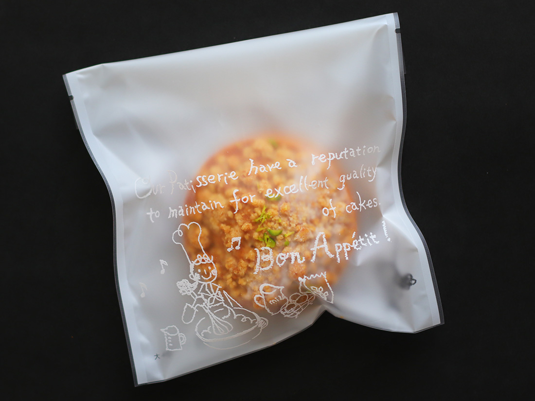 TMバリア二ツ折袋マット ボナペティ 大 ホワイト | 柄付きの個包装用ガス袋 | お菓子・パン材料・ラッピングの通販【cotta＊コッタ】
