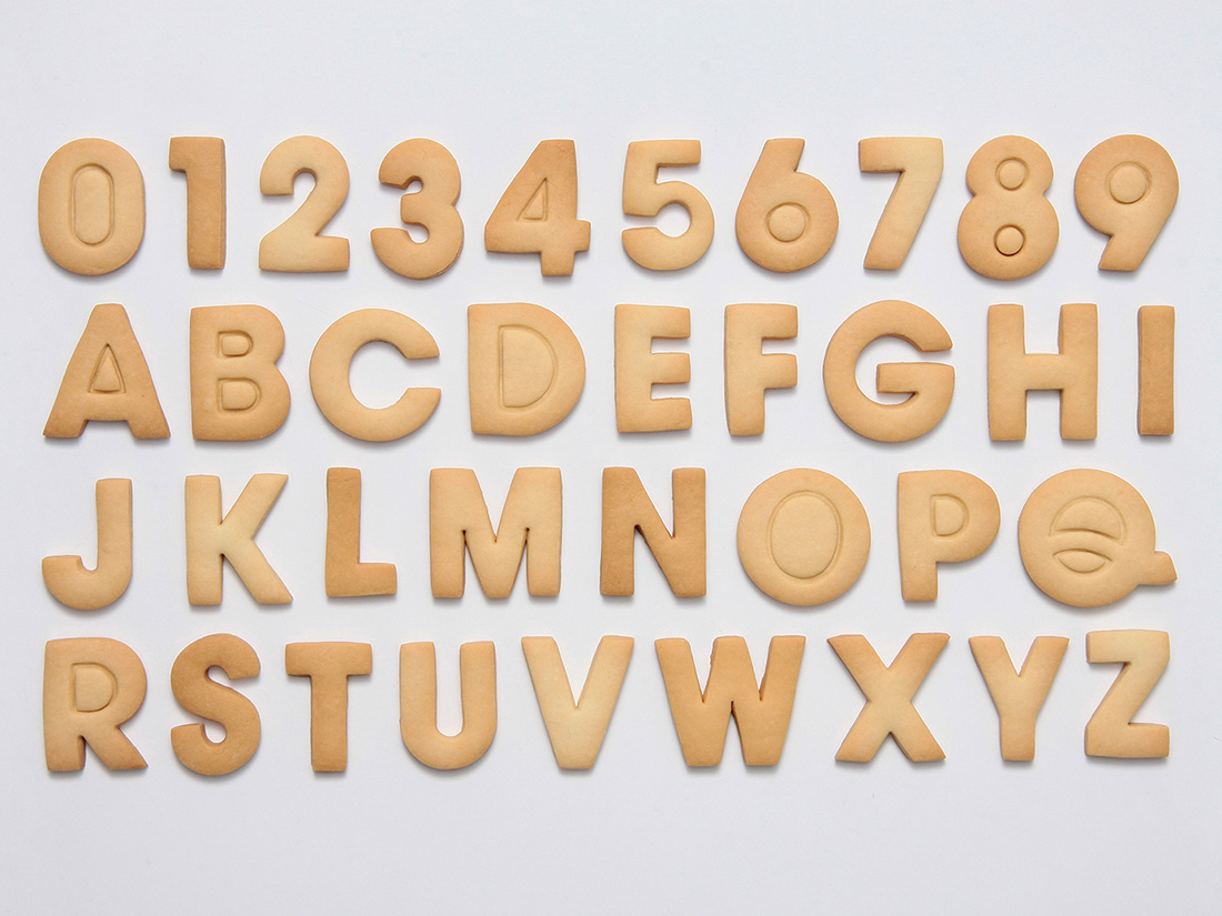 ウイリアムソノマ　クッキー型　アルファベット