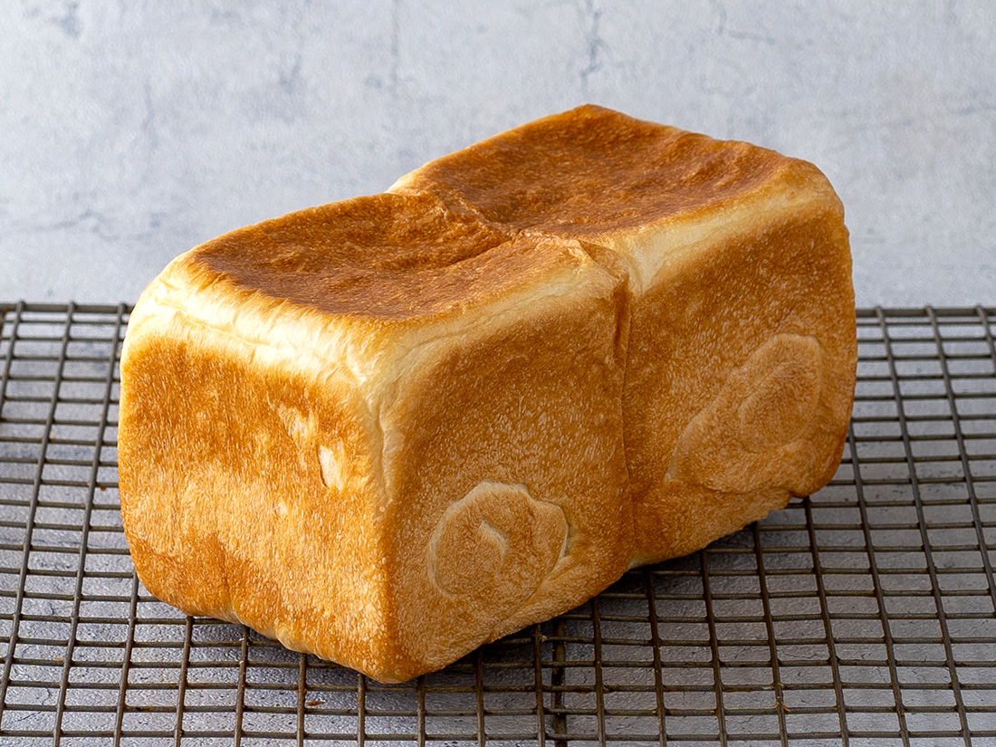 食パン型1斤 蓋付き(勾配あり)